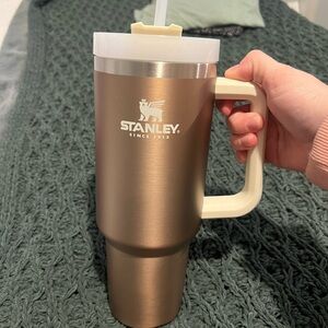 40oz Stanley Metallic Brown Travel Mug with Cream Handle
